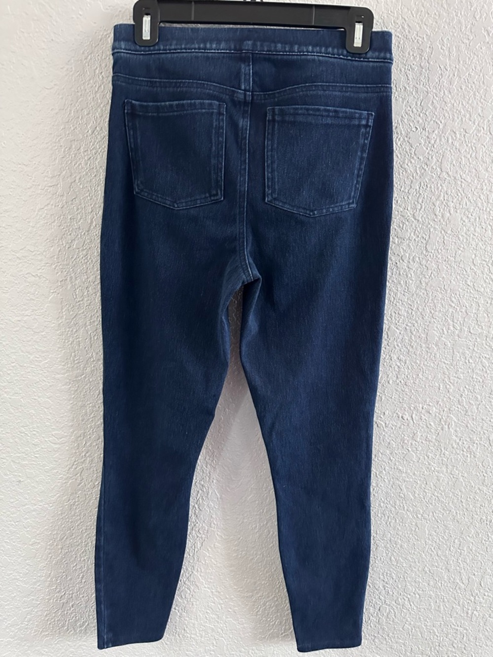 Spanx Dark Wash Pull-On Denim Leggings Jeggings Size M - Picture 4 of 7